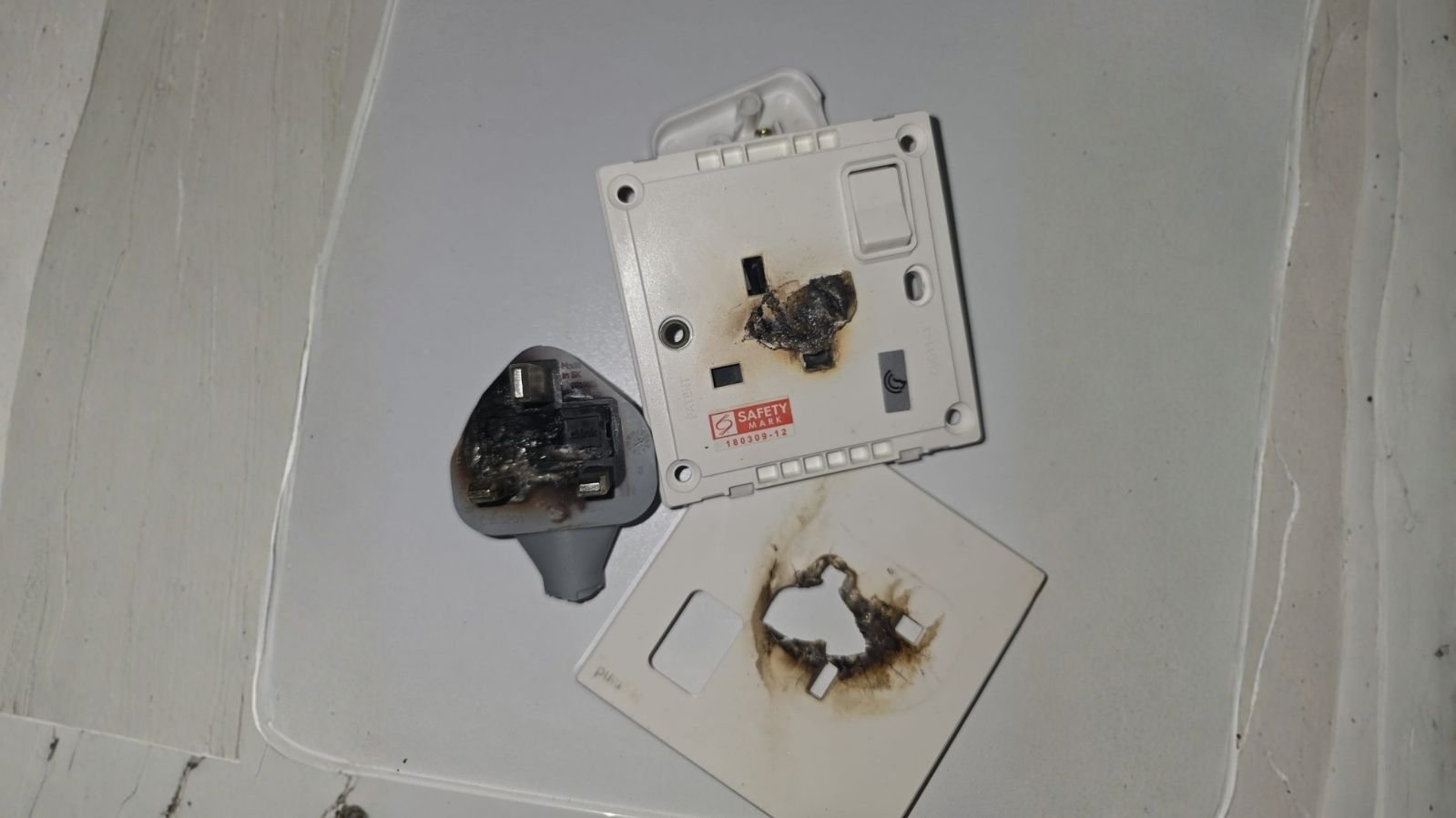 Burnt Socket Replacement before (1)
